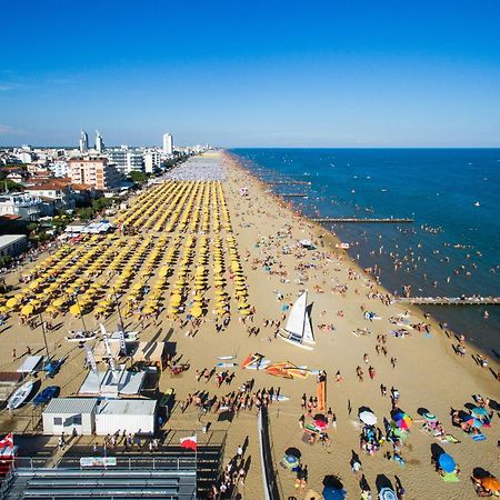 Mansarda 7 Trilocale, Bafile241 - 2' Piano No Ascensore - Adria Holiday Jesolo - Family Apartment 외부 사진